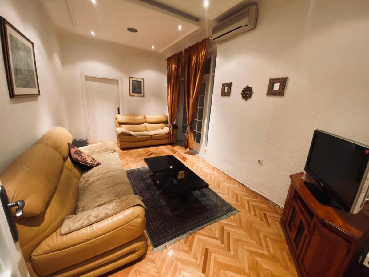 Right In The Heart Of Podgorica! Apartment Bagian luar foto